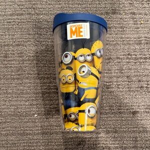 NWT Tervis Despicable Me Tumbler with Lid- Blue and Yellow
